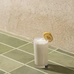 عصير موز بالحليب